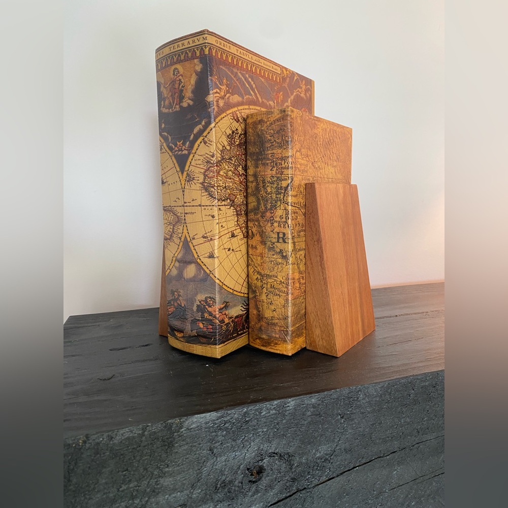 Faux Vintage World Map Books and bookends